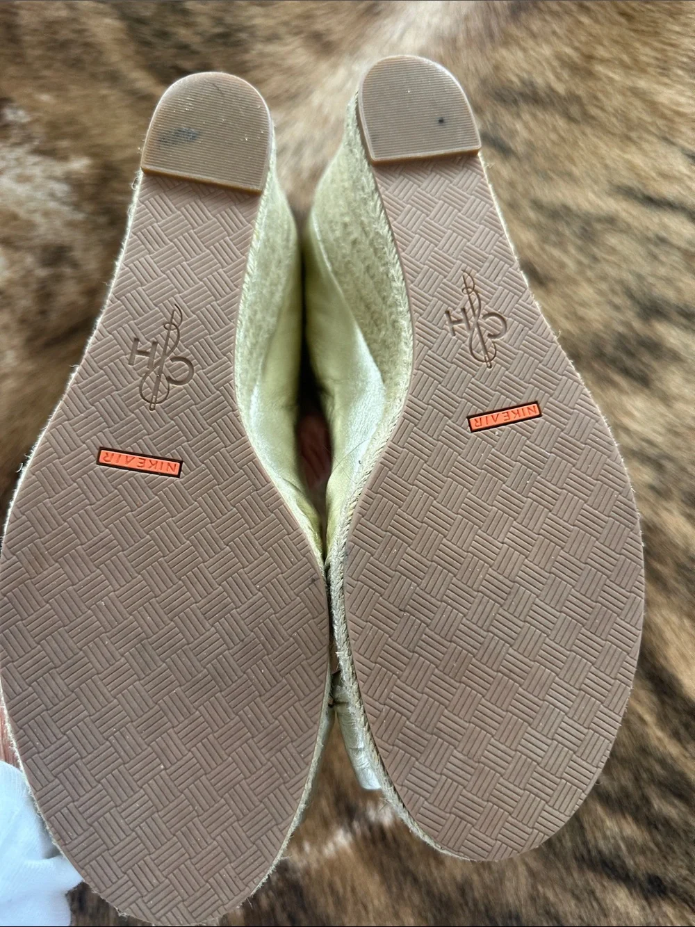 Cole Haan Women's Metallic Gold Crisscross Peep-Toe y 2.5” Wedge Heels, 11B NWOT